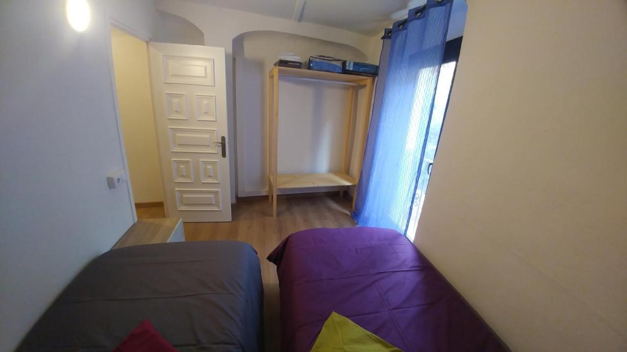 Apt 2 Acollidor Al Centre Historic De Vic Aptgarbi Dış mekan fotoğraf